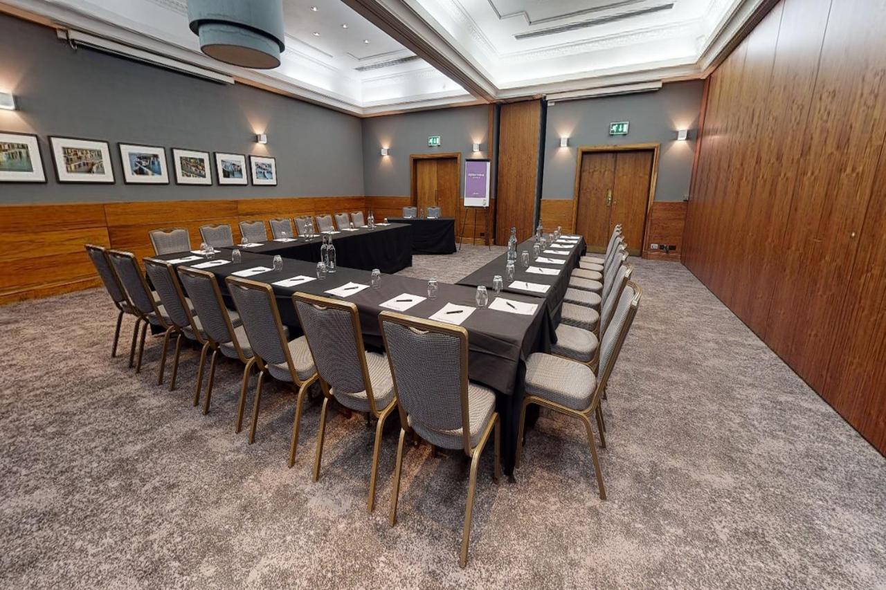 Village Hotel Chester St David'S Ewloe Экстерьер фото