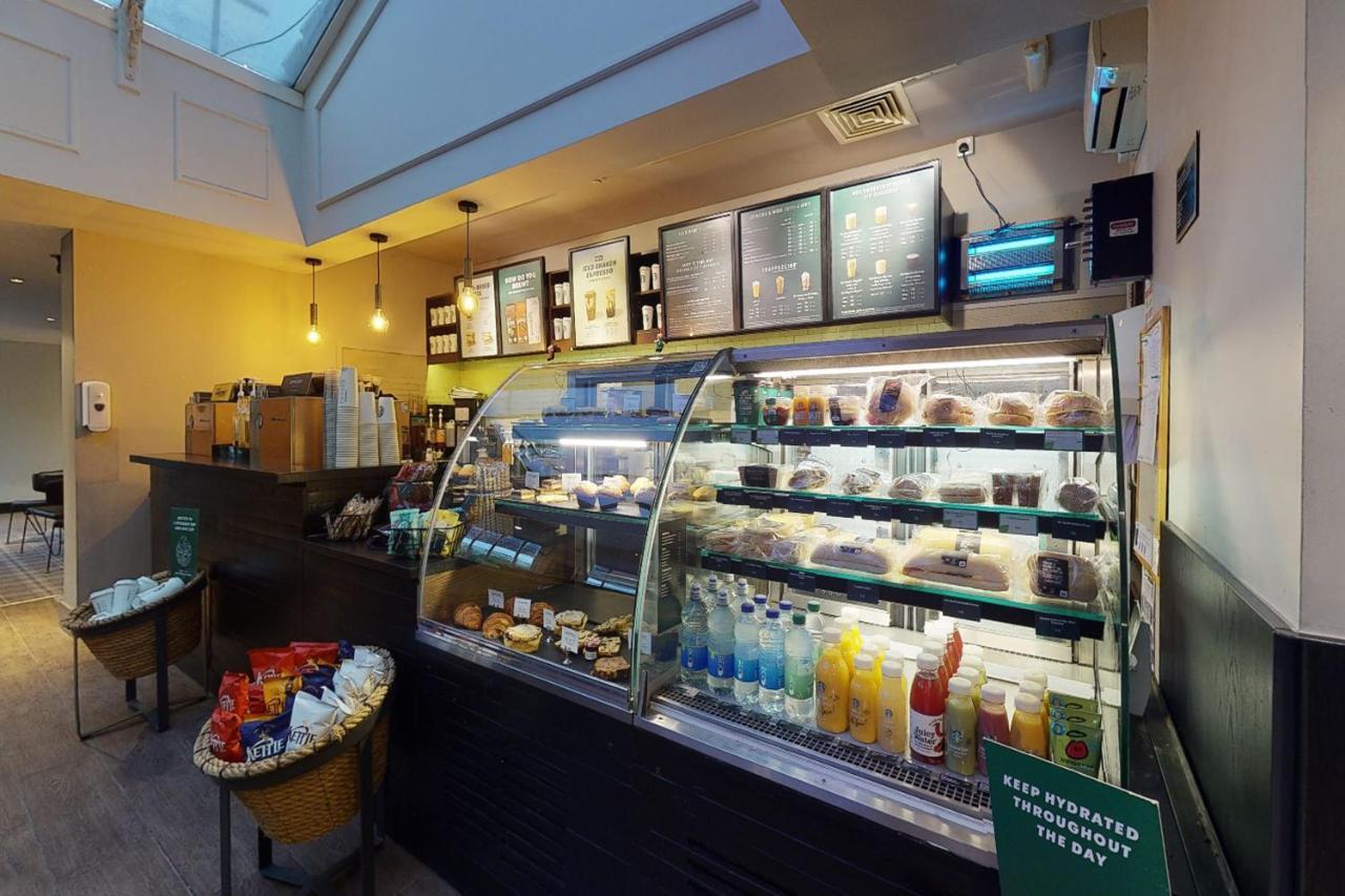 Village Hotel Chester St David'S Ewloe Экстерьер фото
