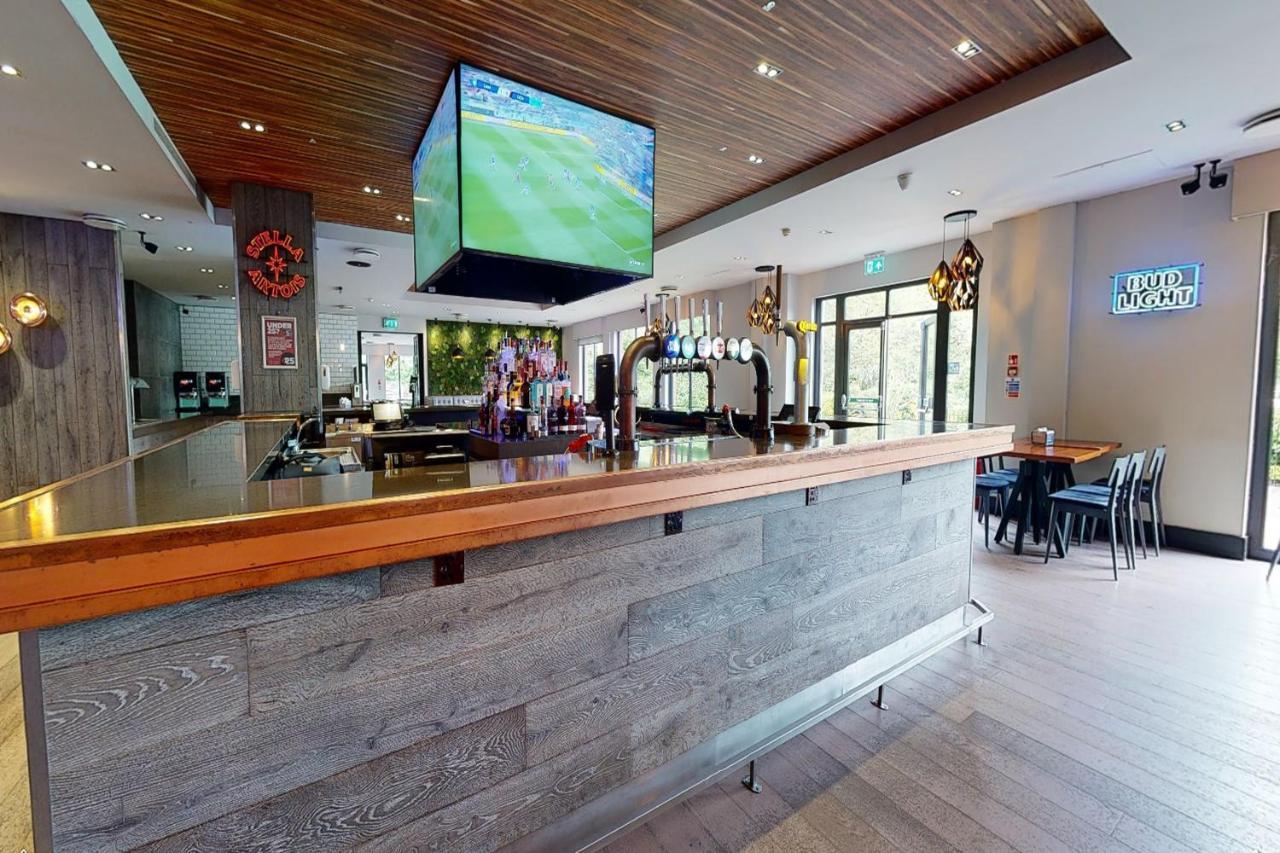 Village Hotel Chester St David'S Ewloe Экстерьер фото