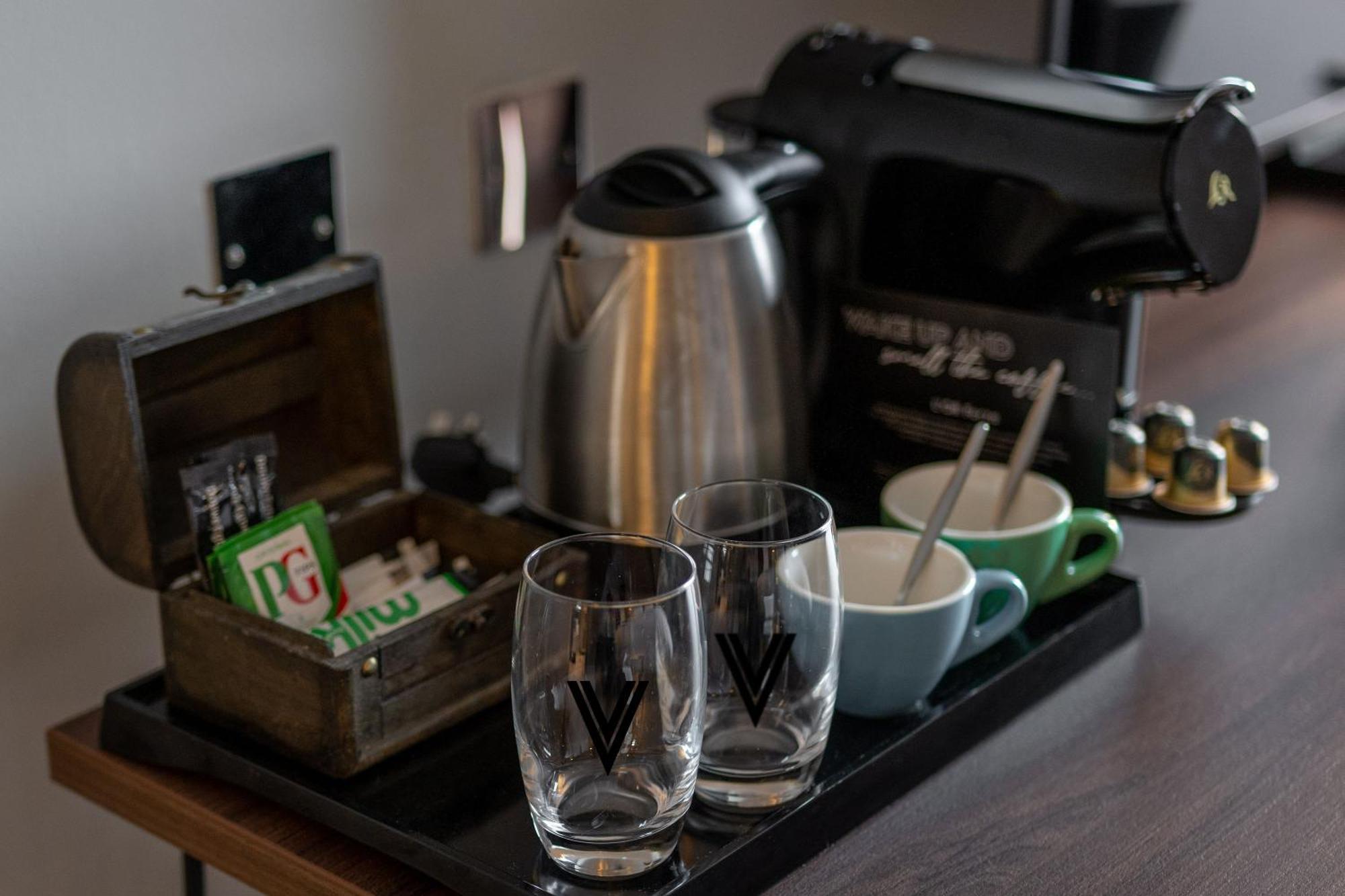 Village Hotel Chester St David'S Ewloe Экстерьер фото